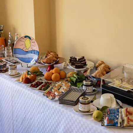 Scario Club Hotel 3*
