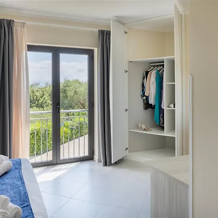 Scario Club Hotel 3*